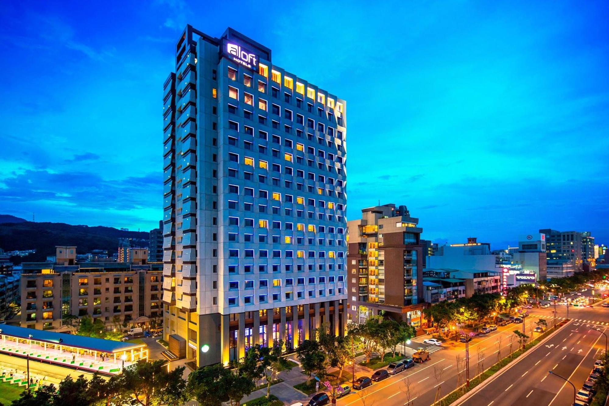 Отель Aloft Taipei Beitou Экстерьер фото